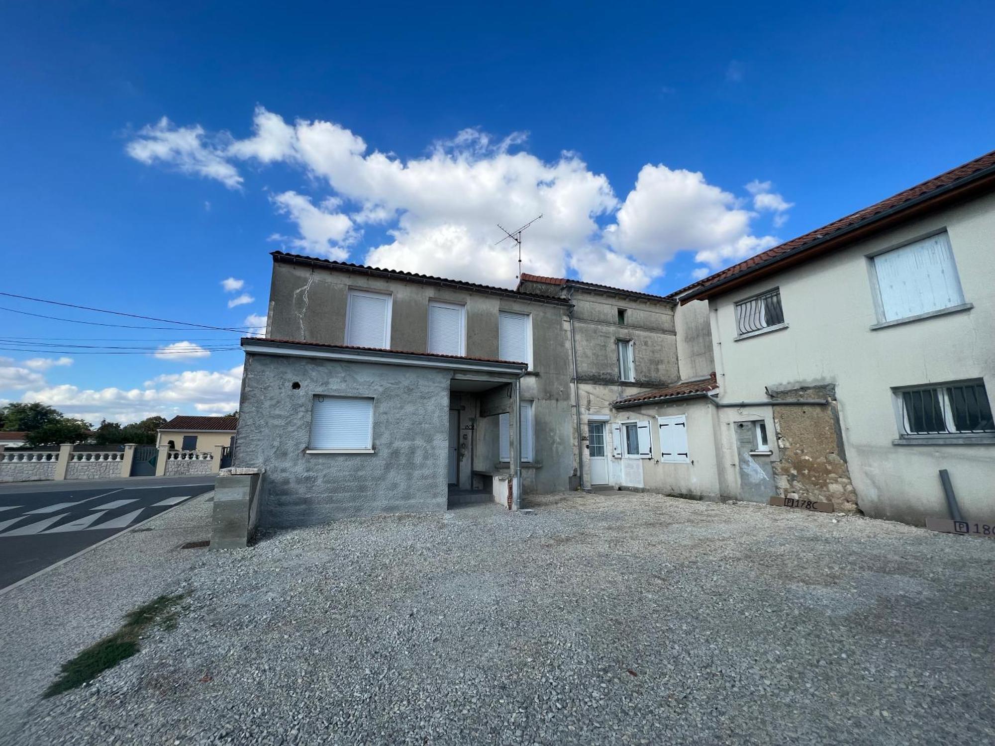 180A - Duplex T2 Tout Confort Du Gond - 45 M2 Le Gond-Pontouvre المظهر الخارجي الصورة